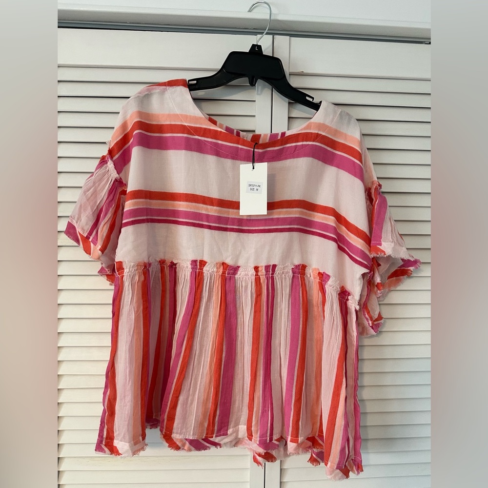 NWT! THML super cute top!!